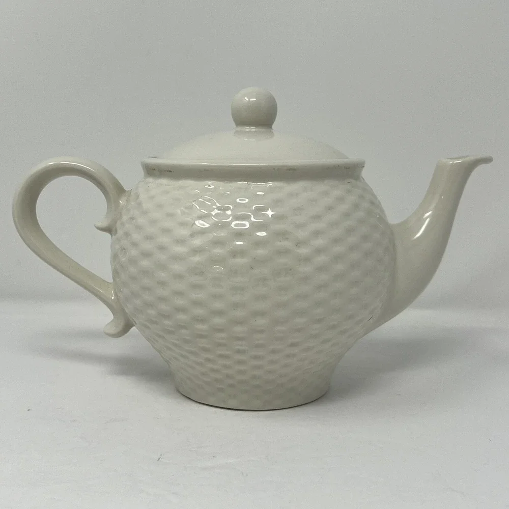 Vintage Teleflora Ceramic Porcelain Teapot 1985 White Lattice Floral Lid Decor
